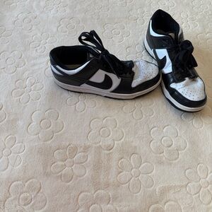 Nike Black and White Athletic Shoes